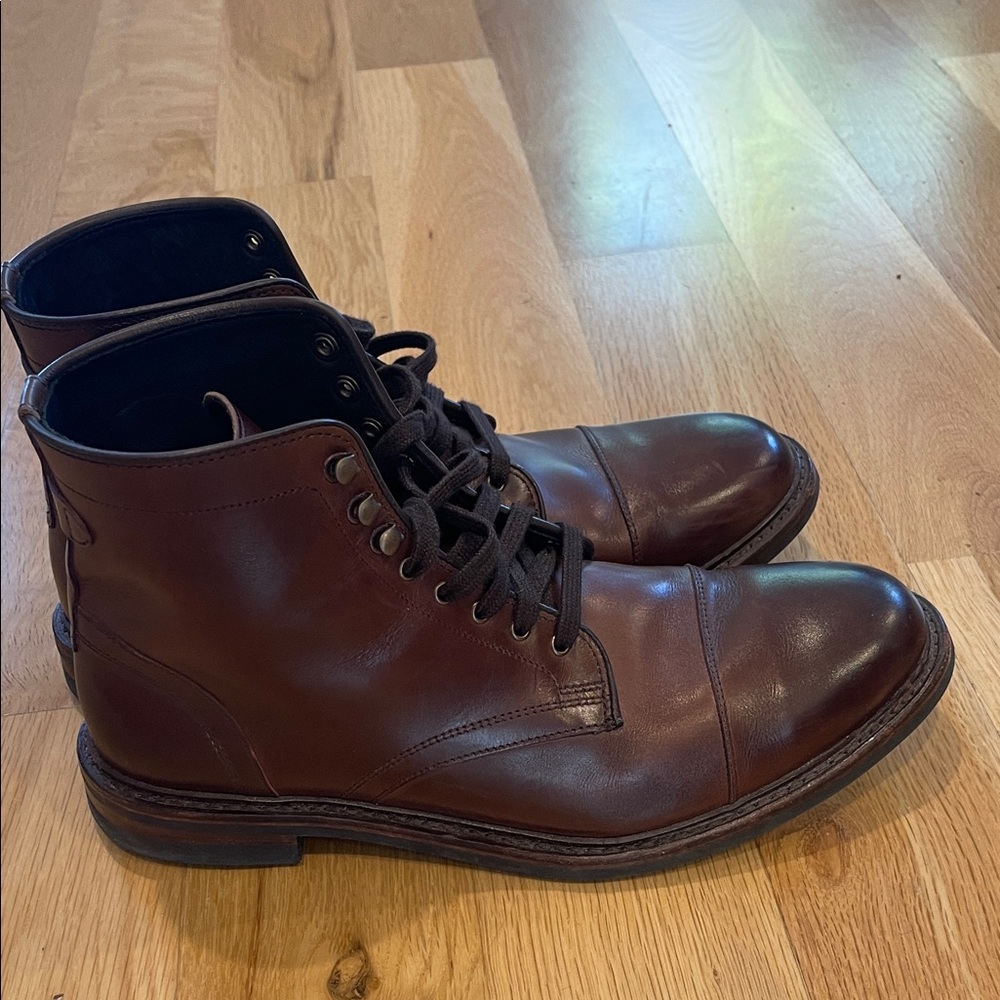 Allen Edmonds Men's Brown Leather Boots size 10 - Picture 4 of 7